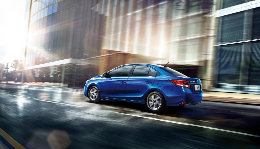  Toyota Yaris L Sedan 2016 года  (CN) (фото 2 из 17)